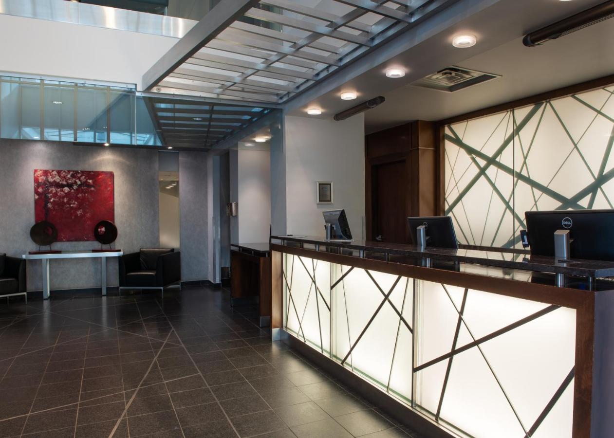 Matrix Hotel Едмънтън Екстериор снимка