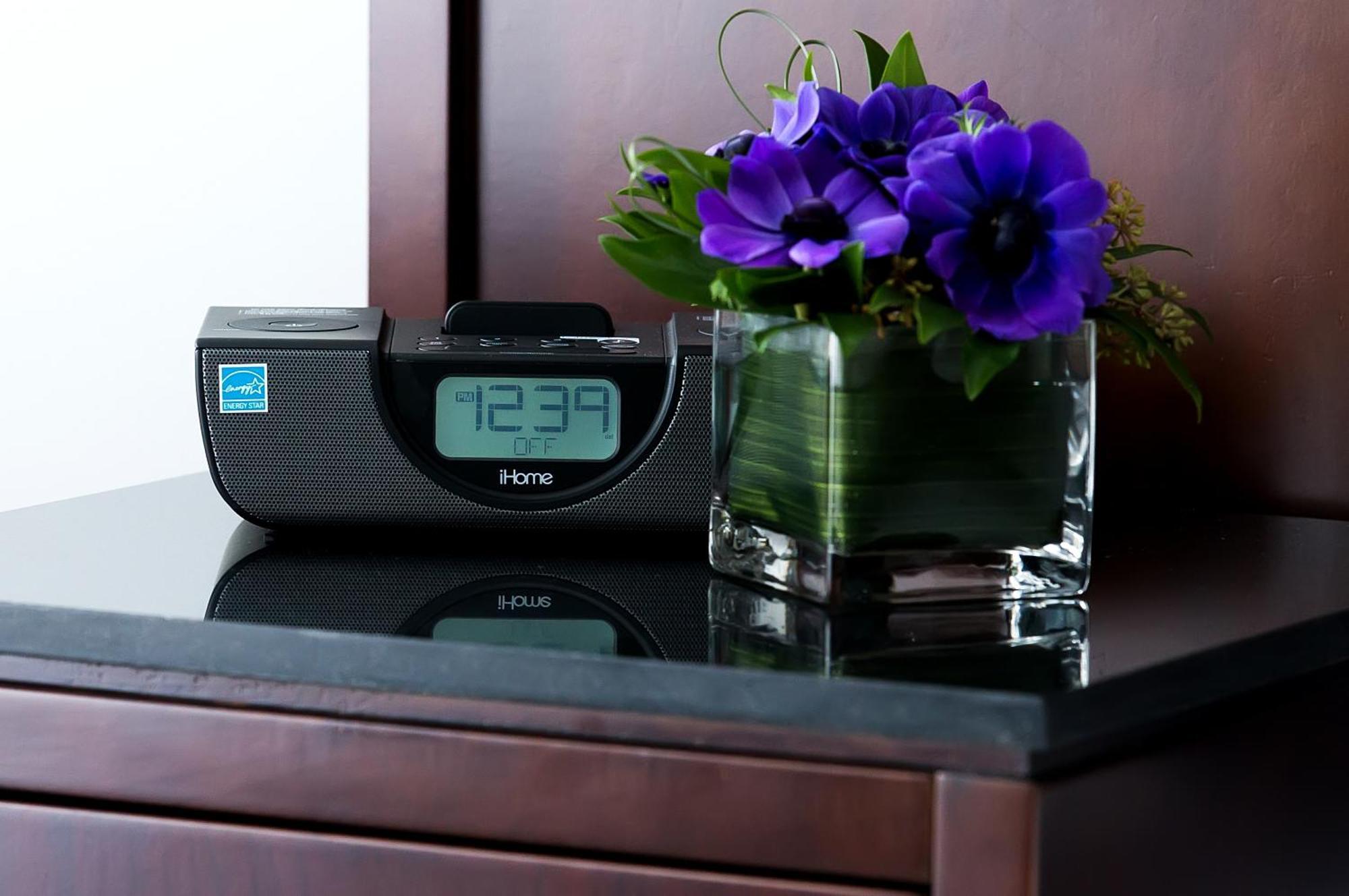 Matrix Hotel Едмънтън Екстериор снимка